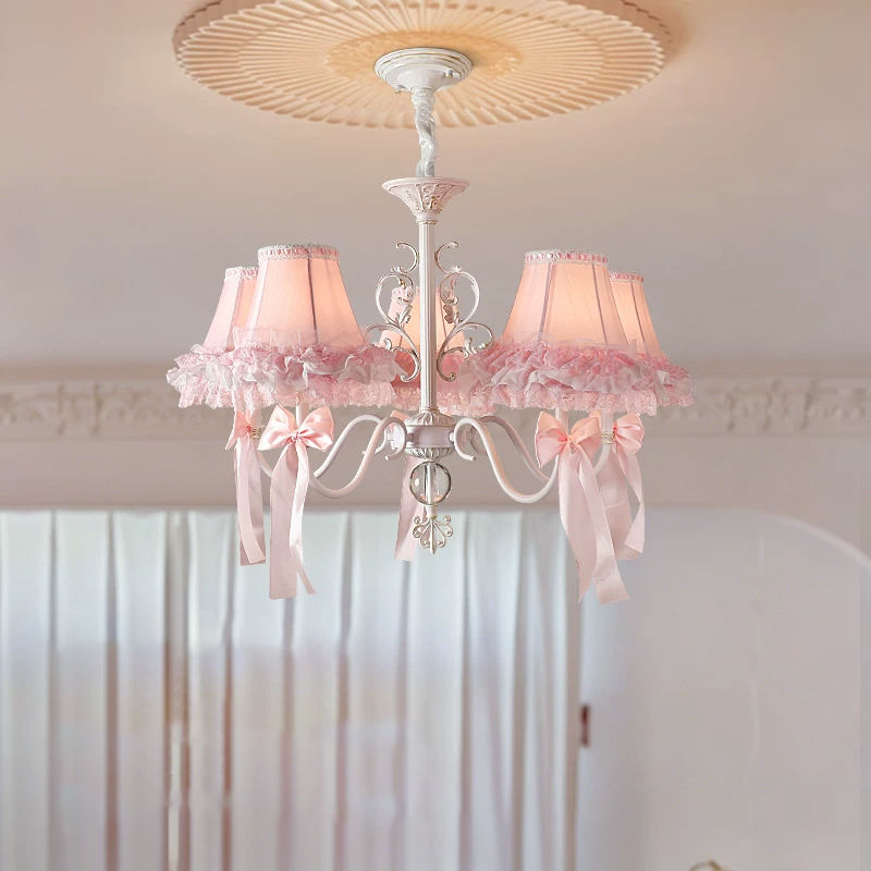 Baby Nursery Chandelier - โคมไฟระย้าห้องเจ้าหญิง ห้องนอนเด็กผู้หญิง โคมไฟผ้าลูกไม้โบว์สีชมพู โคมไฟสไตล์ฝรั่งเศส โรแมนติก อบอุ่น