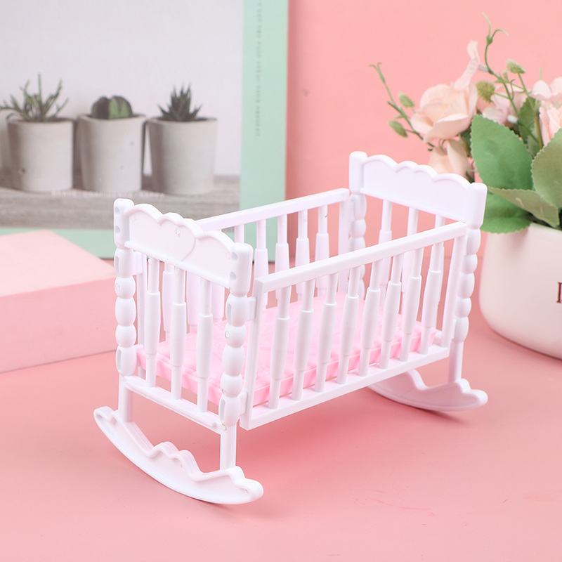ของเล่นเขย่ามือเด็กเล็ก สีชมพู - Baby Nursery Dolls บทวิจารณ์และราคา